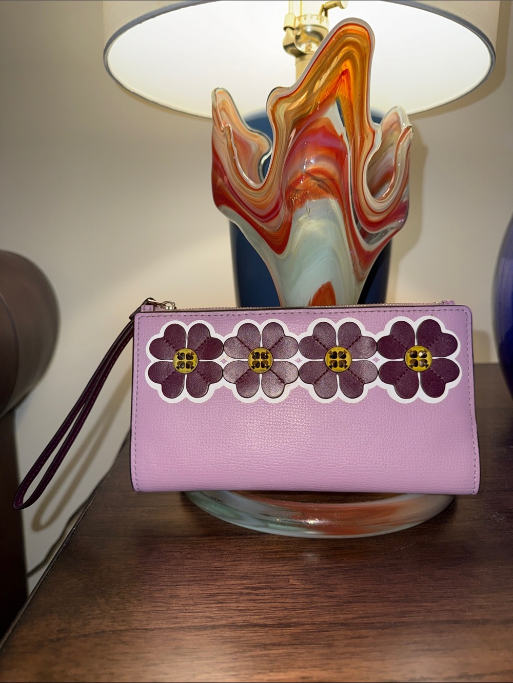 Kate Spade Sylvia Graphic Clover Applique Continental Wristlet